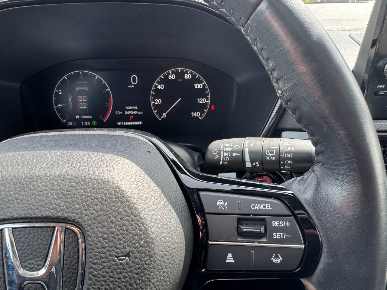 Honda CR-V Vehicle Full-screen Gallery Image 22