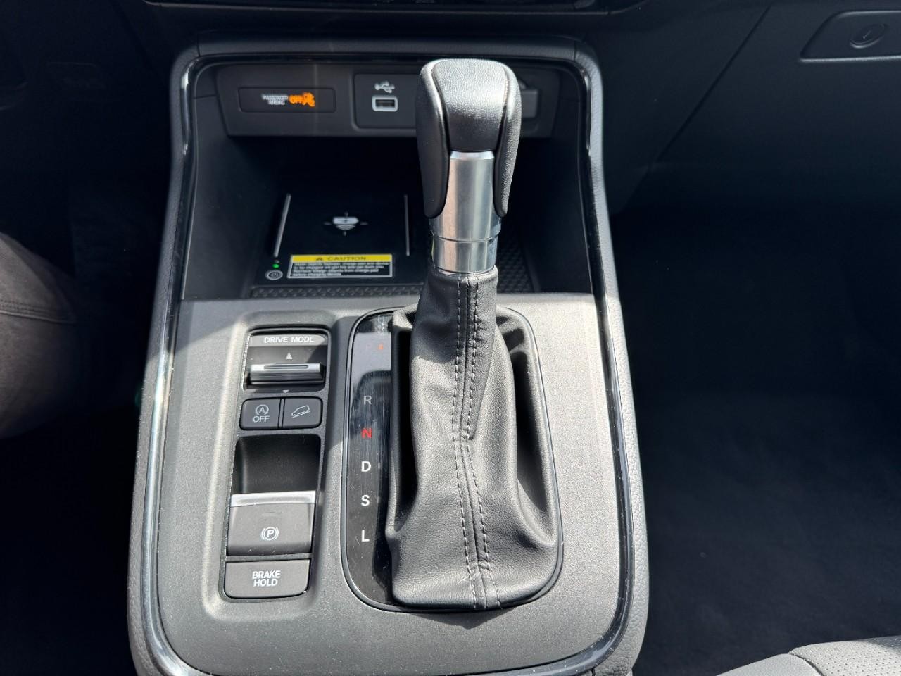 Honda CR-V Vehicle Full-screen Gallery Image 27