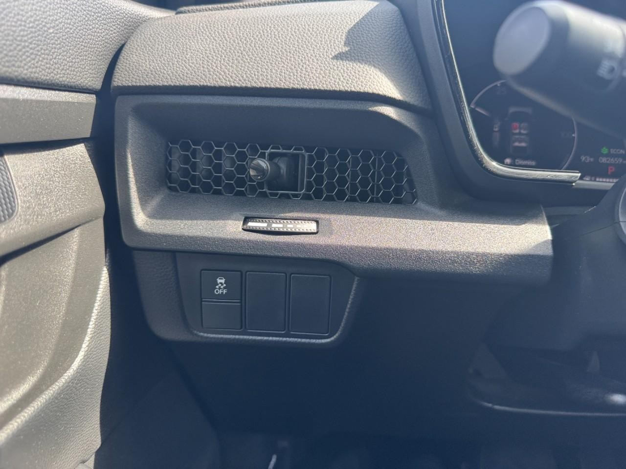 Honda CR-V Hybrid Vehicle Full-screen Gallery Image 27