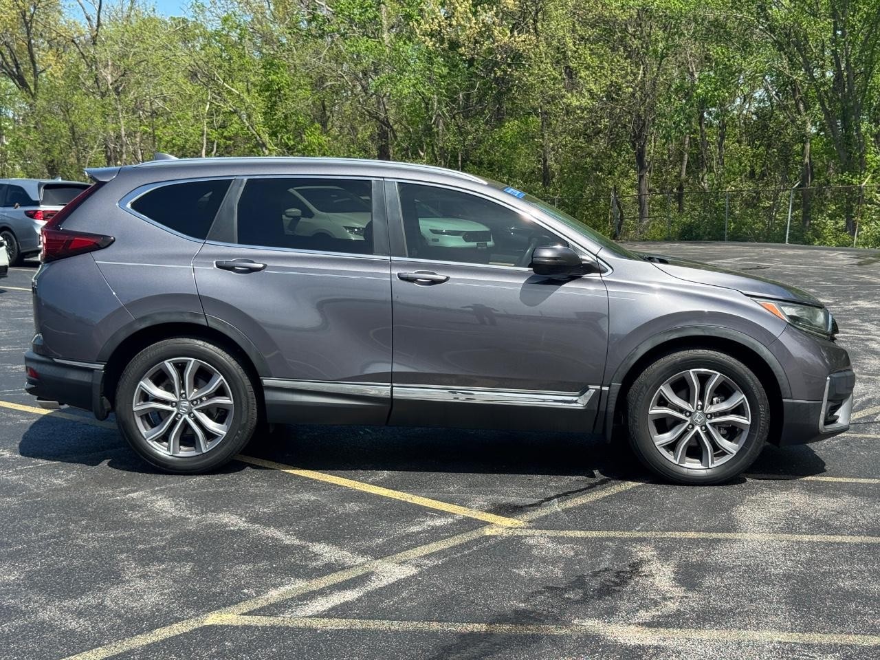 Honda CR-V Vehicle Full-screen Gallery Image 03