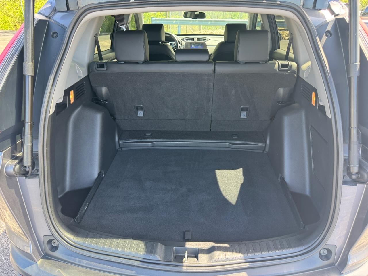 Honda CR-V Vehicle Full-screen Gallery Image 07