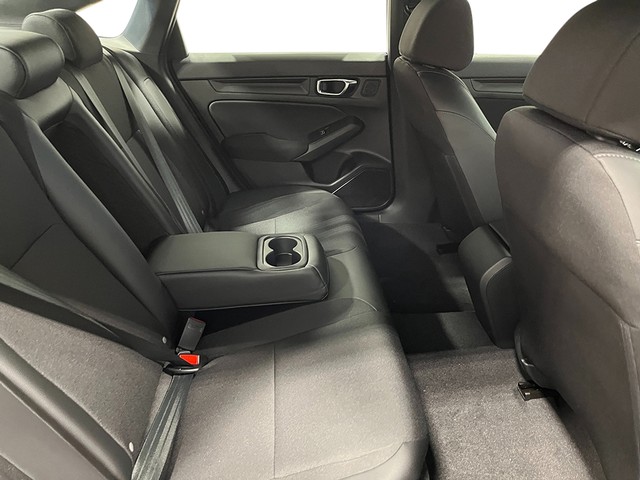 Honda Civic Sedan Vehicle Full-screen Gallery Image 24