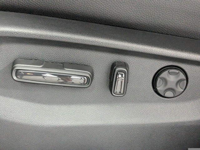 Honda Odyssey Vehicle Full-screen Gallery Image 12