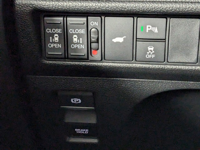 Honda Odyssey Vehicle Full-screen Gallery Image 22