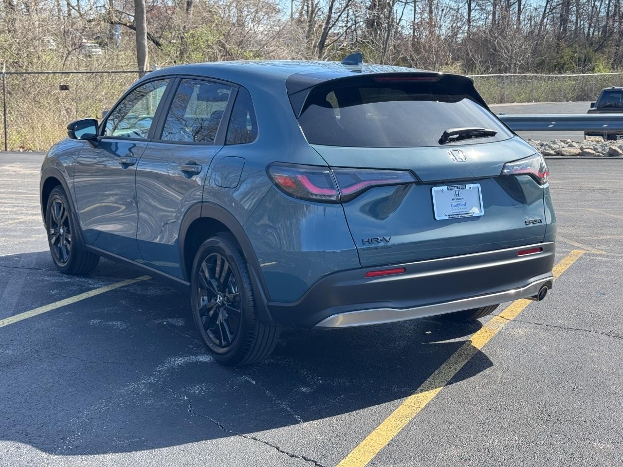 Honda HR-V Vehicle Full-screen Gallery Image 08