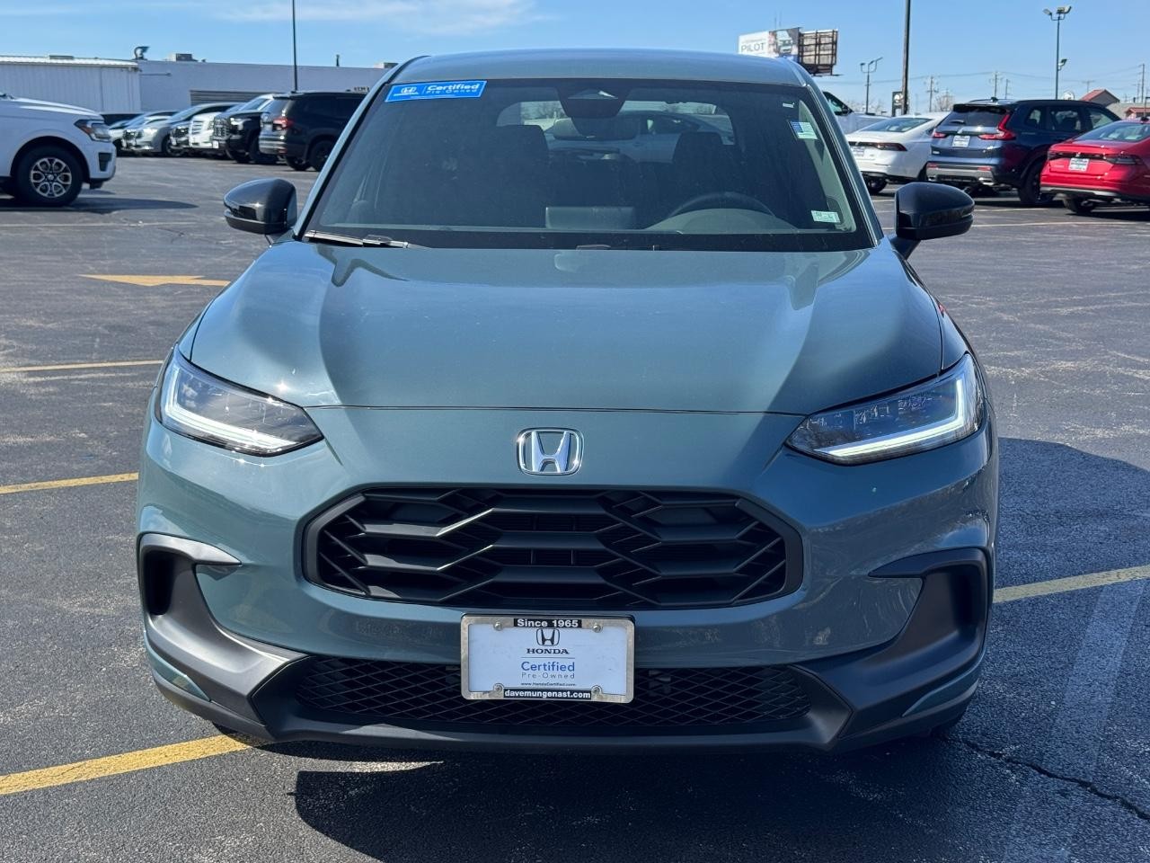 Honda HR-V Vehicle Full-screen Gallery Image 11