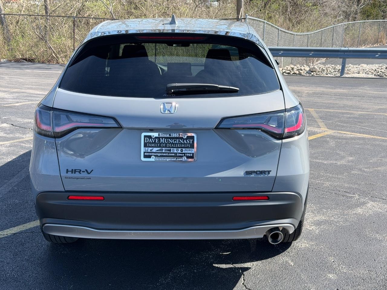 Honda HR-V Vehicle Full-screen Gallery Image 04