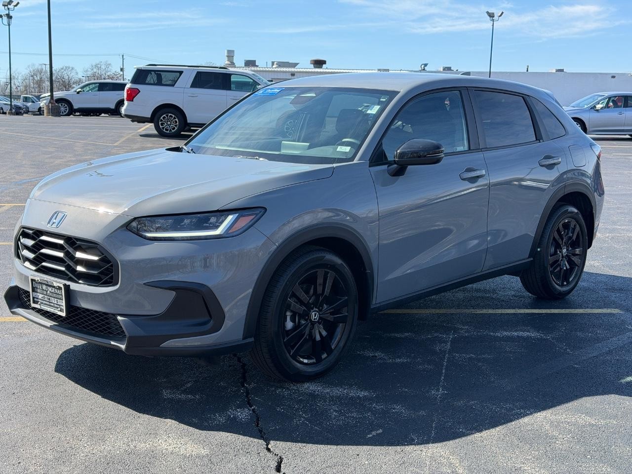 Honda HR-V Vehicle Full-screen Gallery Image 09