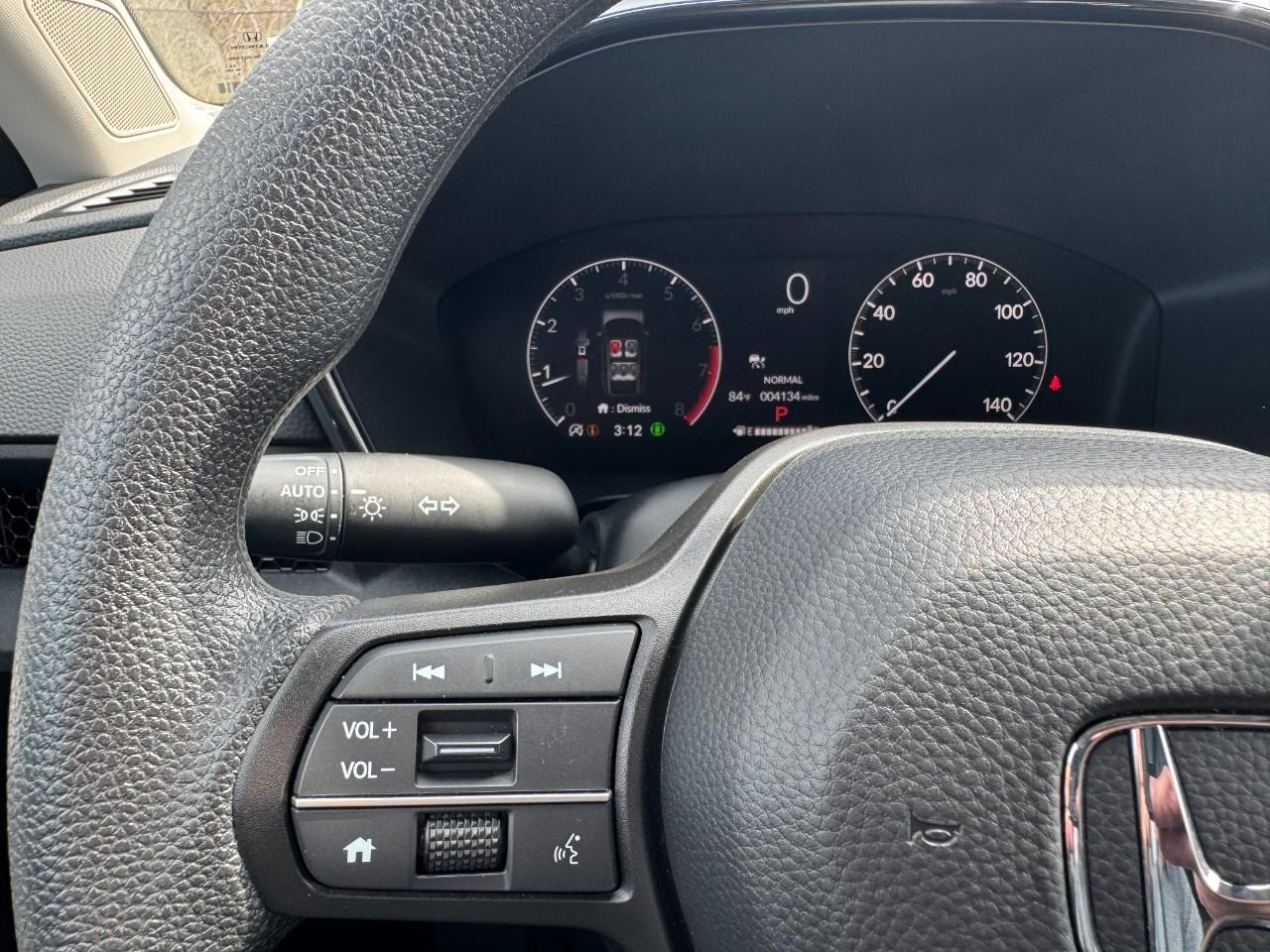 Honda CR-V Vehicle Full-screen Gallery Image 20