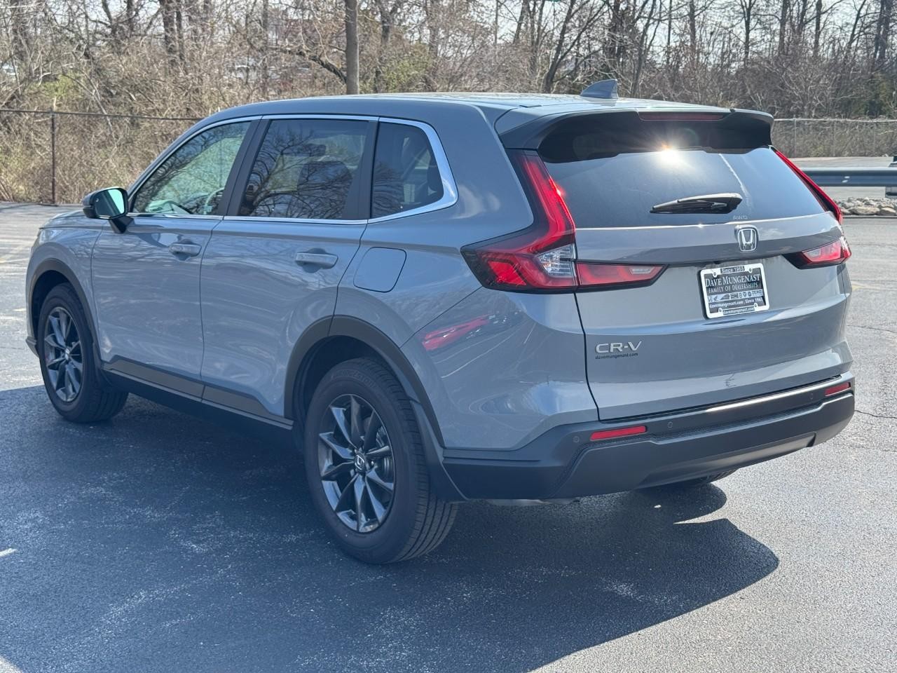 Honda CR-V Vehicle Full-screen Gallery Image 06