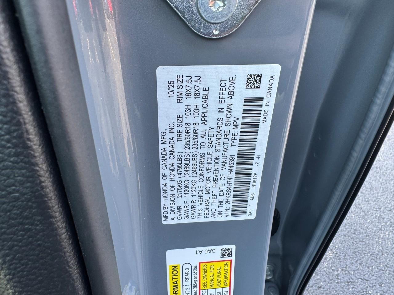 Honda CR-V Vehicle Full-screen Gallery Image 26