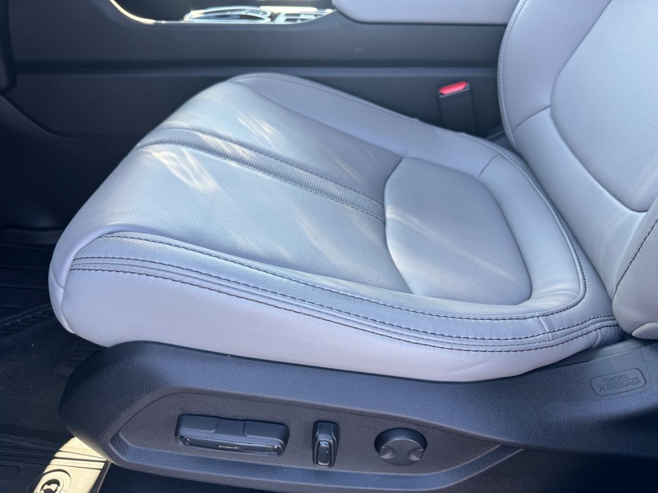 Honda Pilot Vehicle Full-screen Gallery Image 19