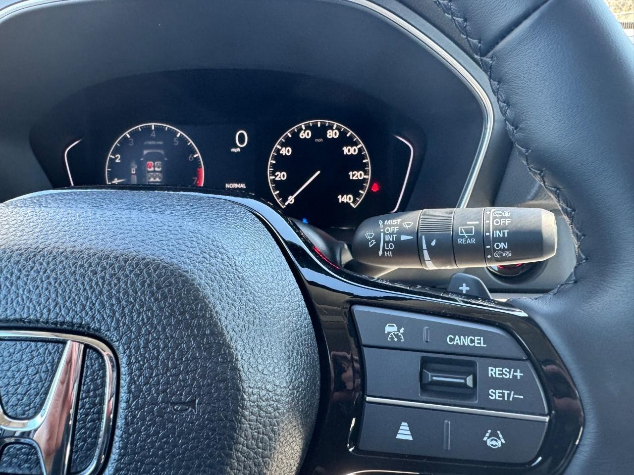 Honda Pilot Vehicle Full-screen Gallery Image 22