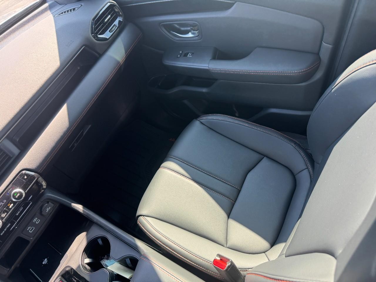 Honda Pilot Vehicle Full-screen Gallery Image 17