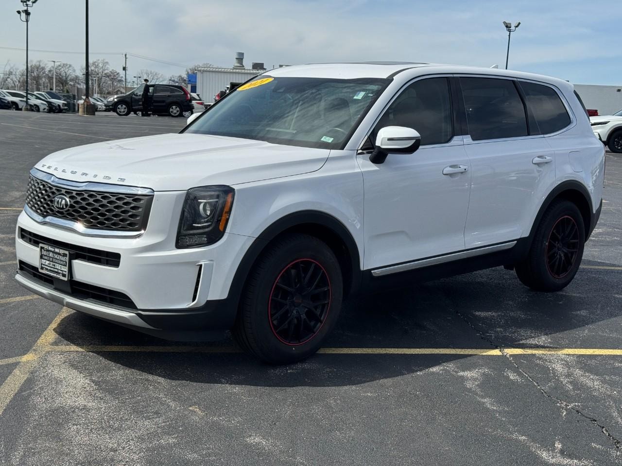 Kia Telluride Vehicle Full-screen Gallery Image 10