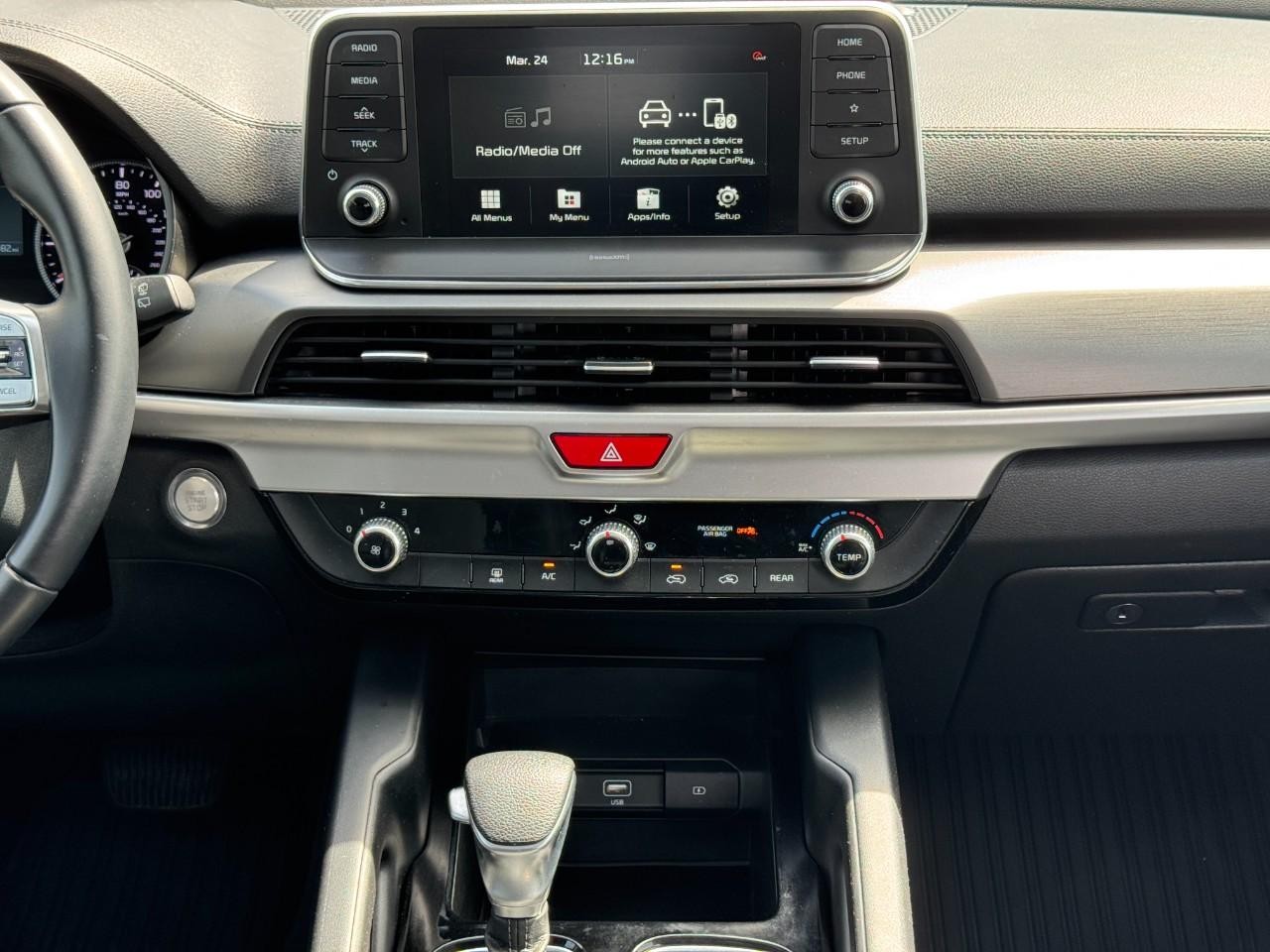 Kia Telluride Vehicle Full-screen Gallery Image 15