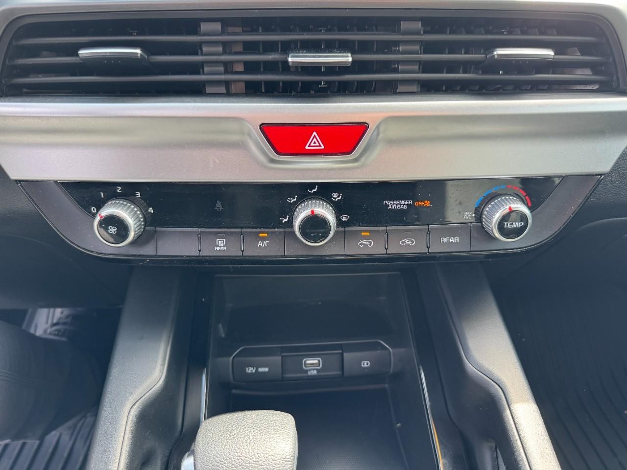 Kia Telluride Vehicle Full-screen Gallery Image 27