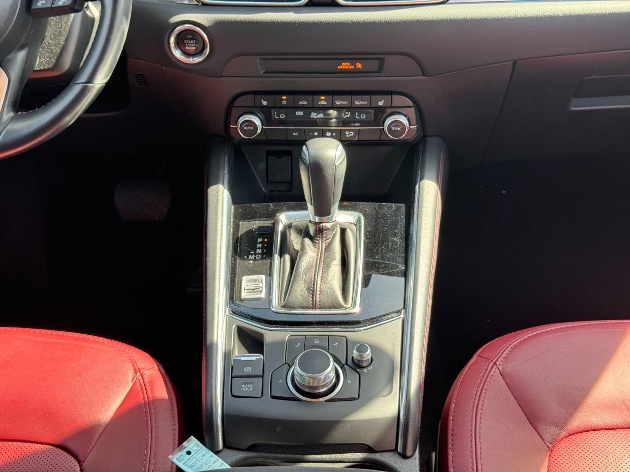 Mazda CX-5 Vehicle Full-screen Gallery Image 14