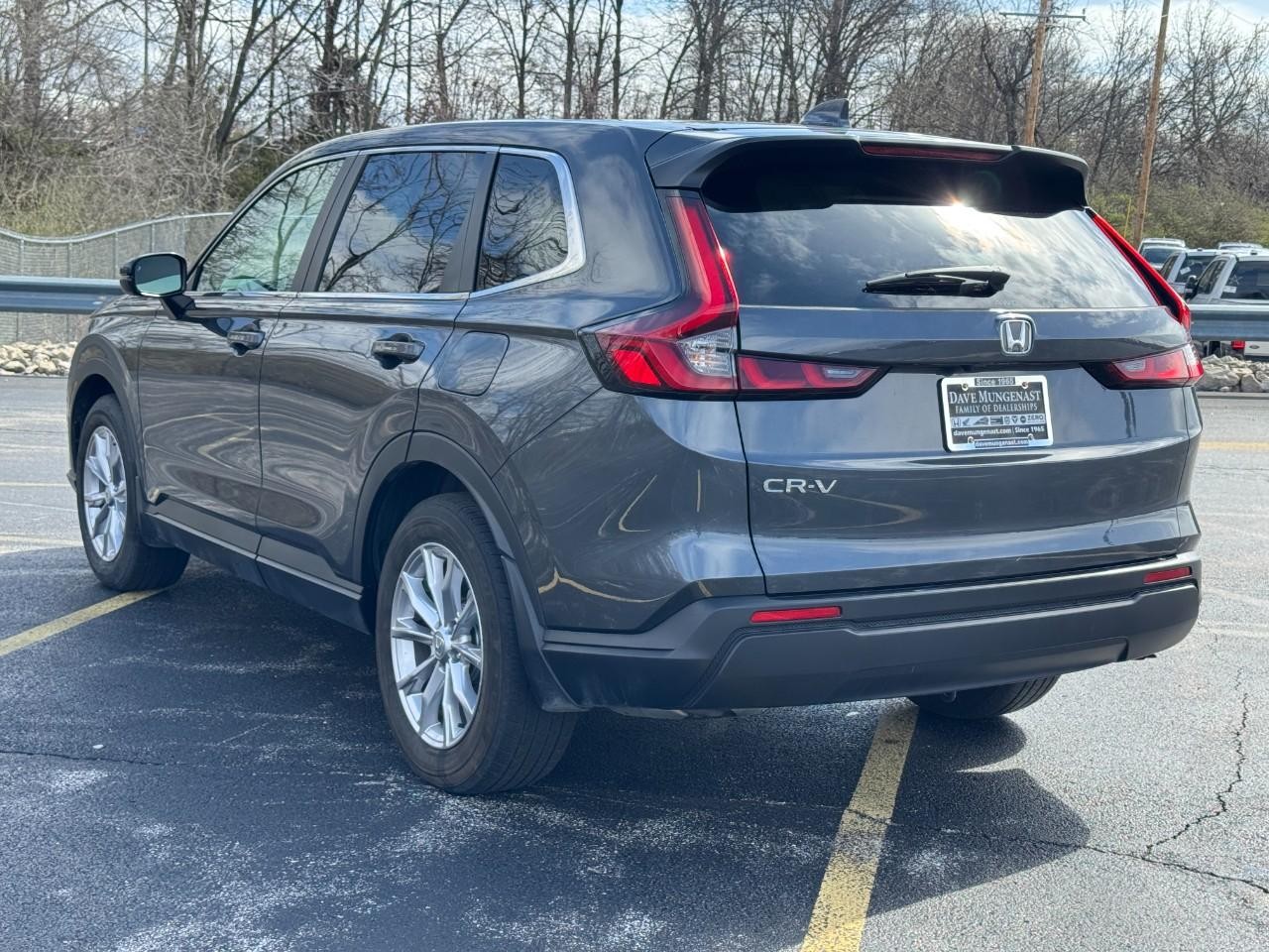 Honda CR-V Vehicle Full-screen Gallery Image 06