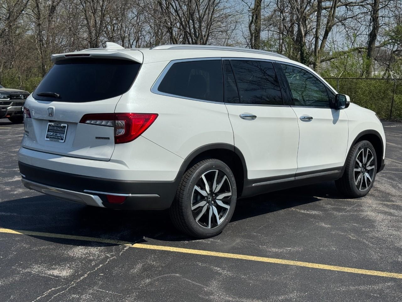 Honda Pilot Vehicle Full-screen Gallery Image 04