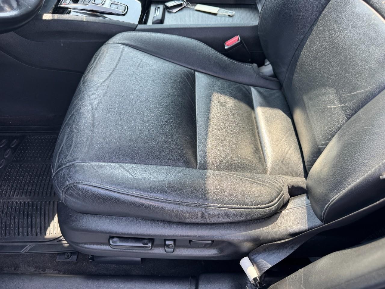 Honda Pilot Vehicle Full-screen Gallery Image 22