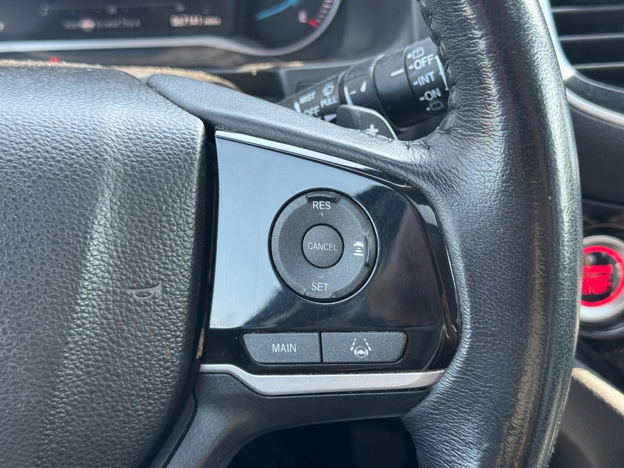 Honda Pilot Vehicle Full-screen Gallery Image 25