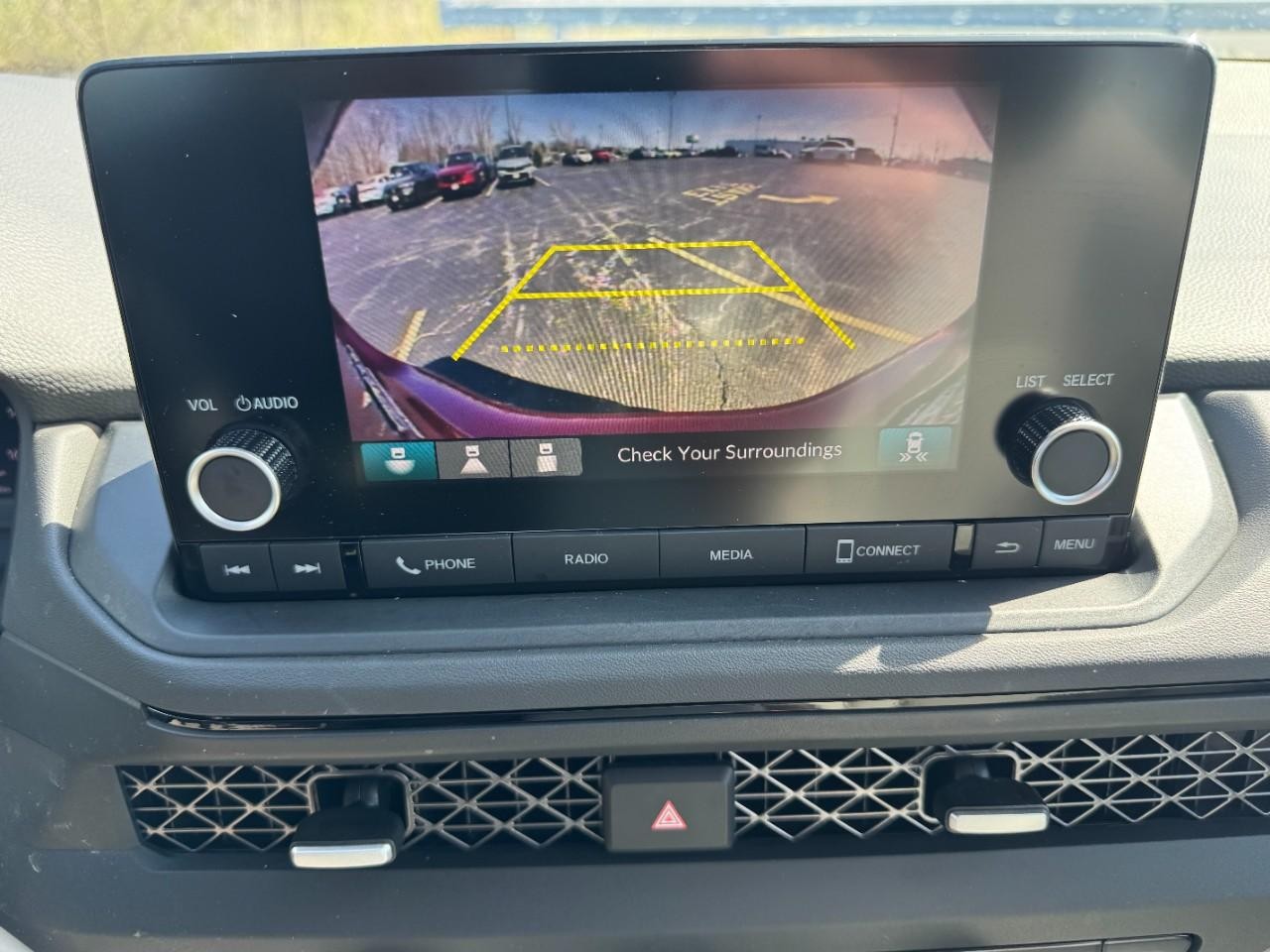 Honda Accord Sedan Vehicle Full-screen Gallery Image 25