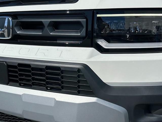 Honda Passport Vehicle Full-screen Gallery Image 10