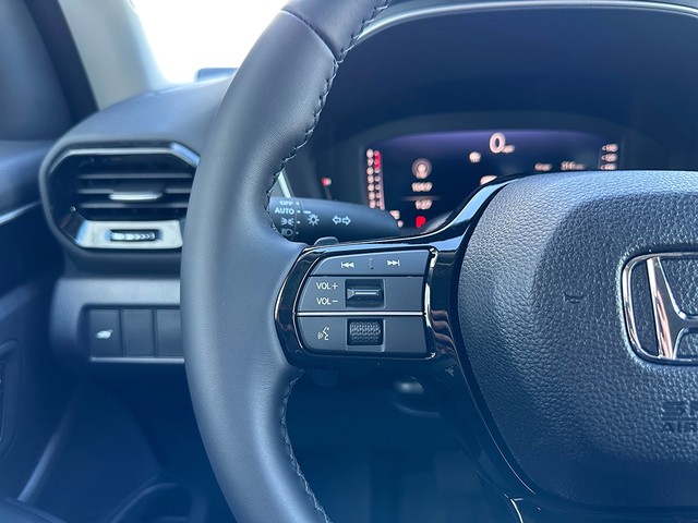 Honda Passport Vehicle Full-screen Gallery Image 14