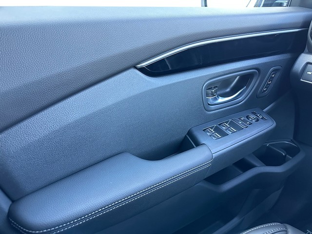 Honda Passport Vehicle Full-screen Gallery Image 16