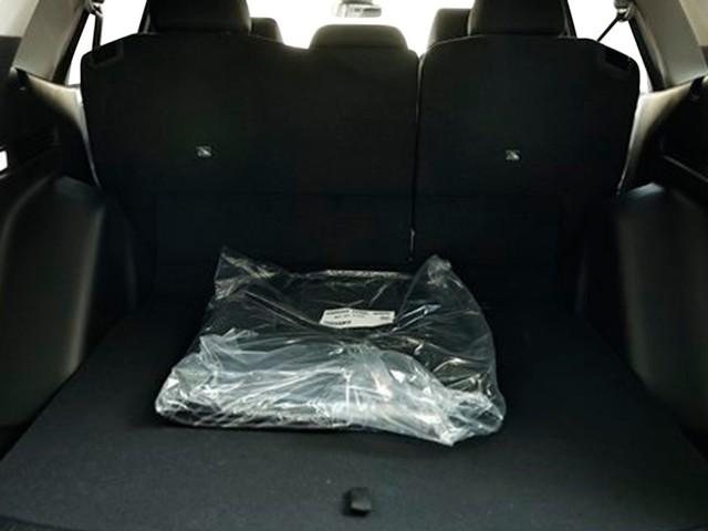 Honda CR-V Vehicle Full-screen Gallery Image 25