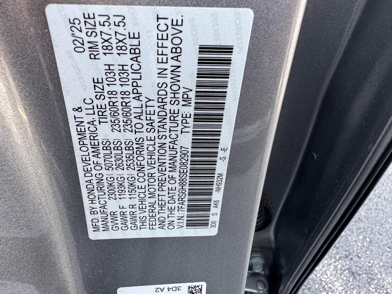 Honda CR-V Hybrid Vehicle Full-screen Gallery Image 28