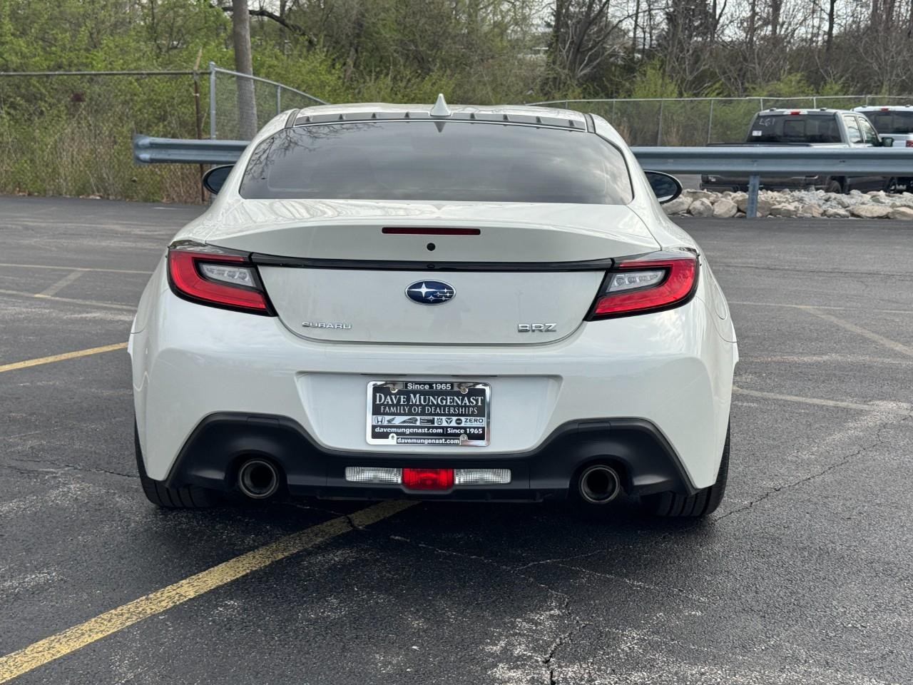 Subaru BRZ Vehicle Full-screen Gallery Image 05