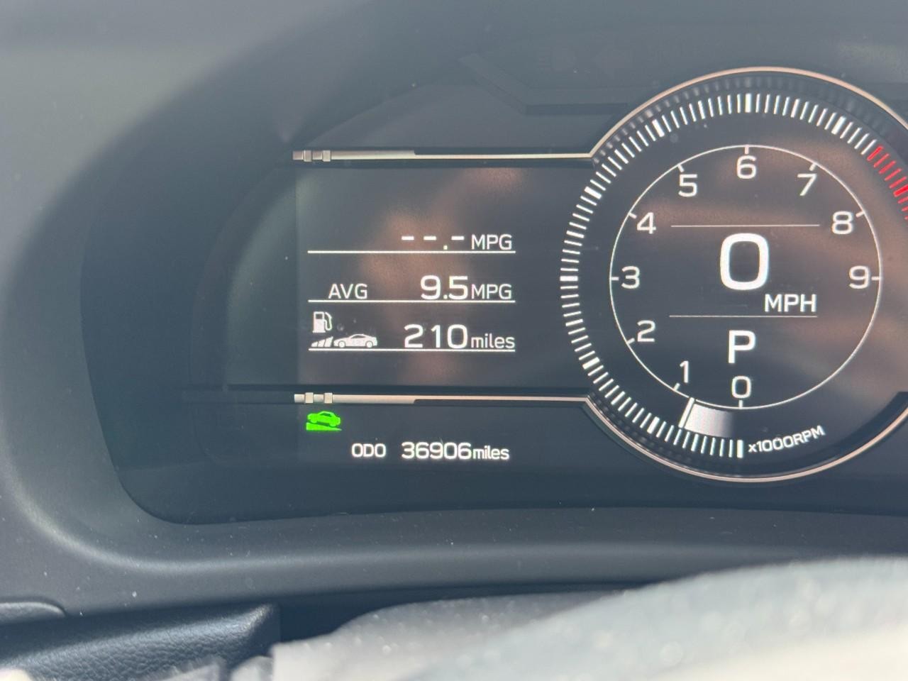 Subaru BRZ Vehicle Full-screen Gallery Image 17