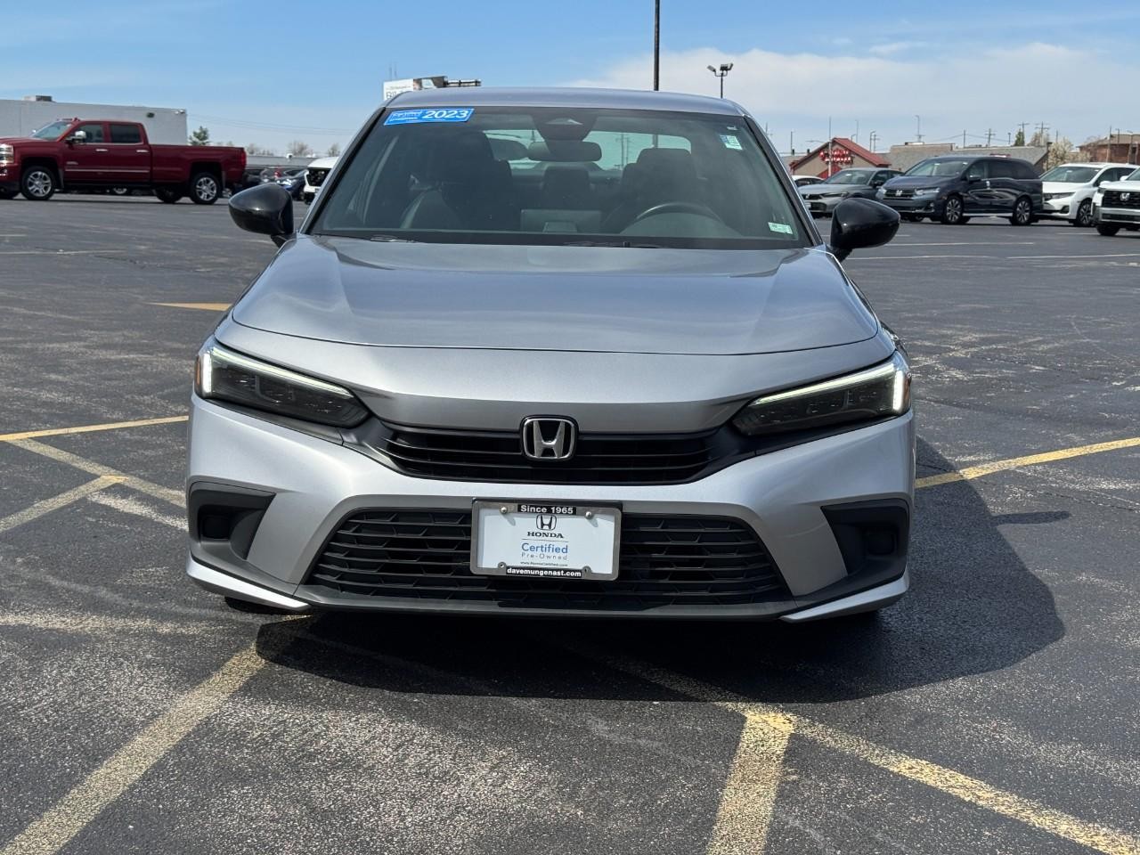 Honda Civic Sedan Vehicle Full-screen Gallery Image 09