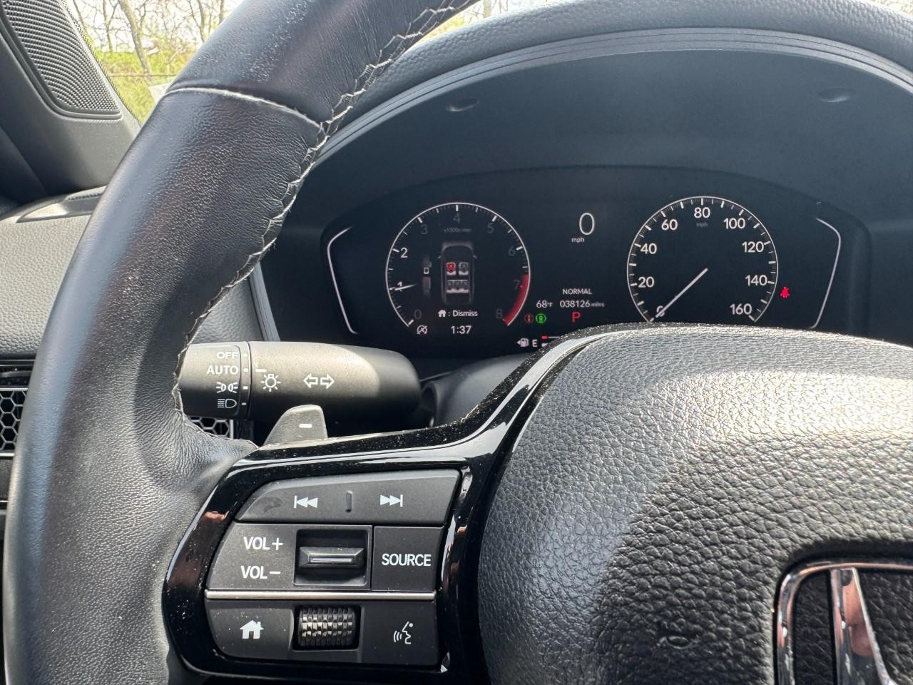 Honda Civic Sedan Vehicle Full-screen Gallery Image 19