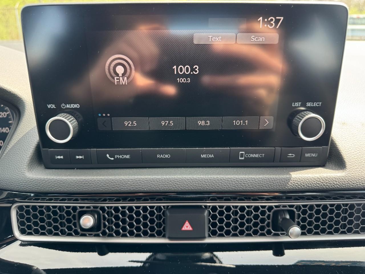 Honda Civic Sedan Vehicle Full-screen Gallery Image 22