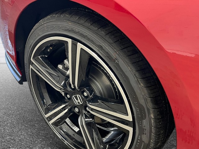 Honda Accord Sedan Vehicle Full-screen Gallery Image 11