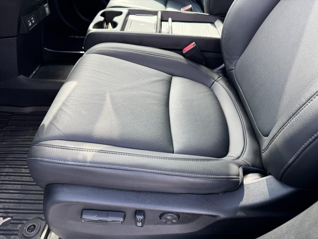 Honda Odyssey Vehicle Full-screen Gallery Image 20