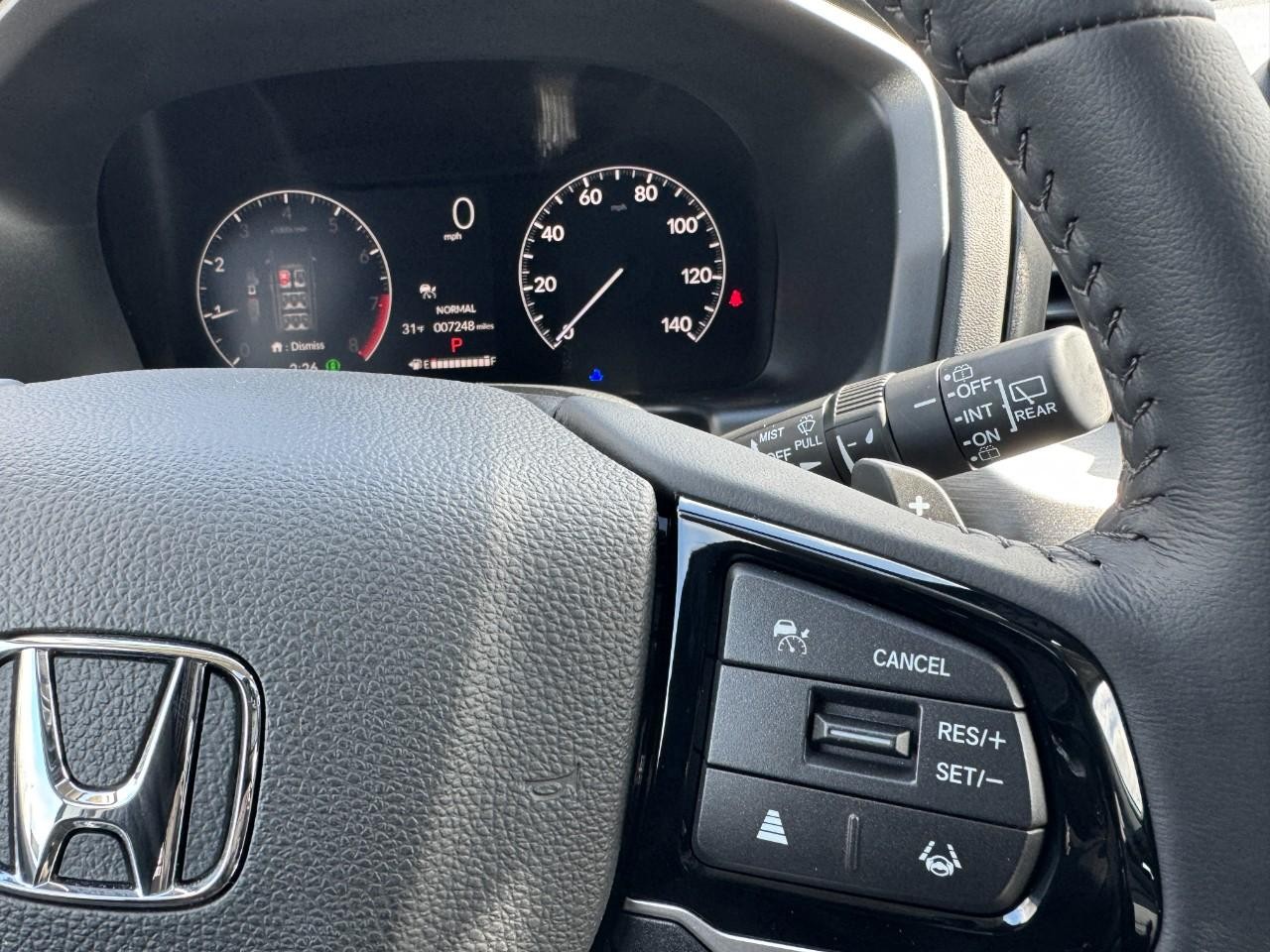 Honda Odyssey Vehicle Full-screen Gallery Image 23