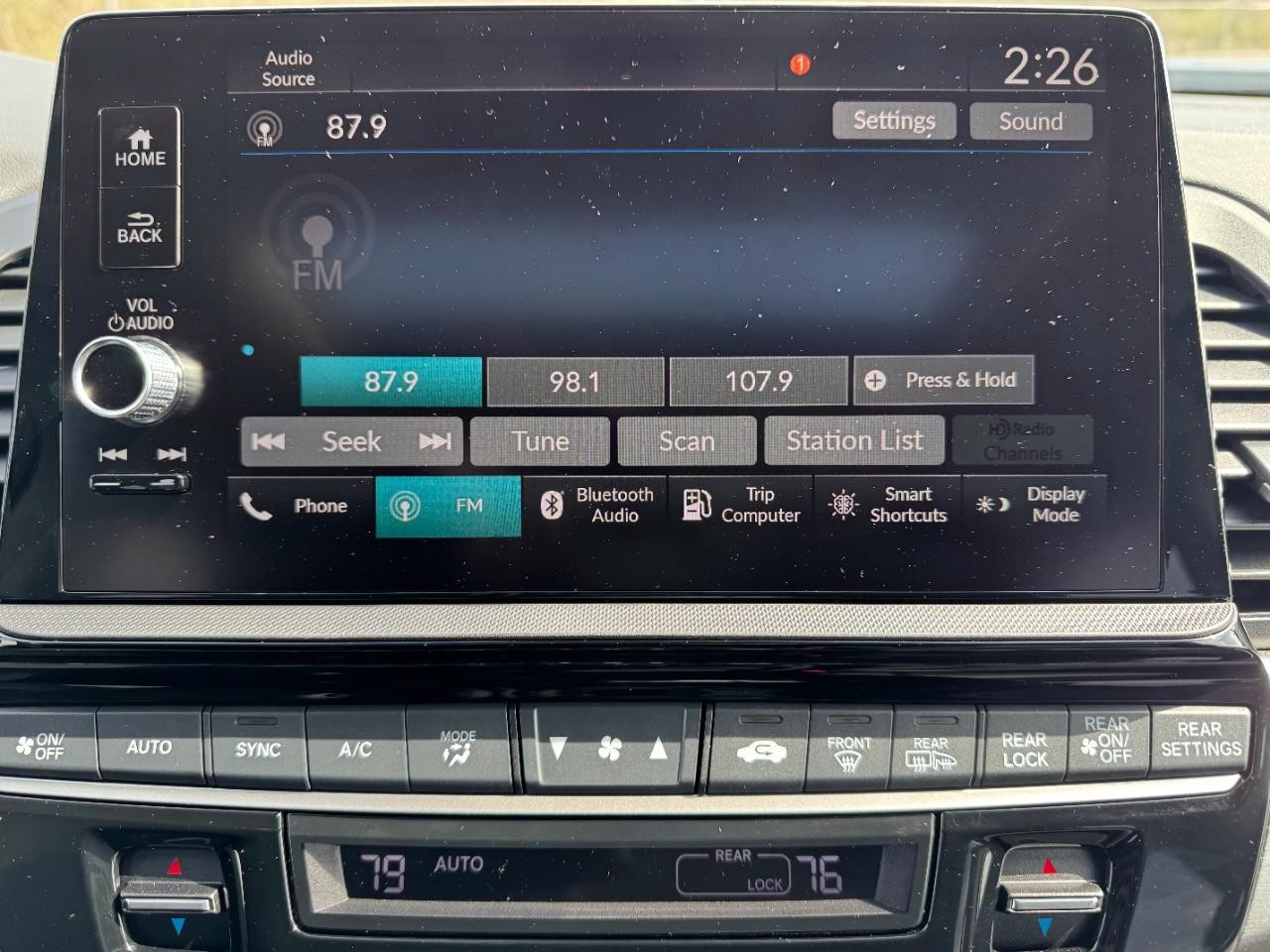 Honda Odyssey Vehicle Full-screen Gallery Image 25