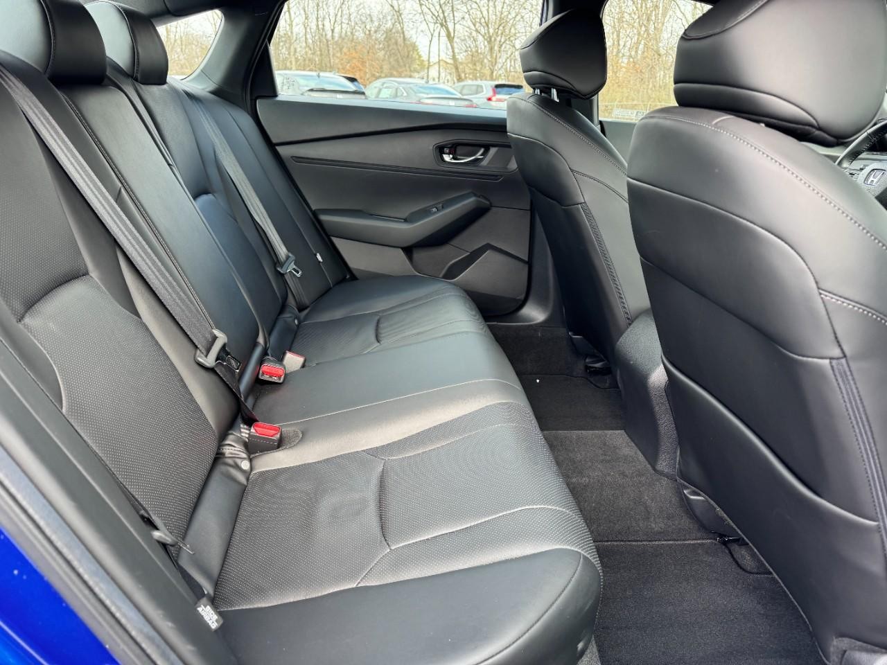 Honda Accord Hybrid Vehicle Full-screen Gallery Image 10