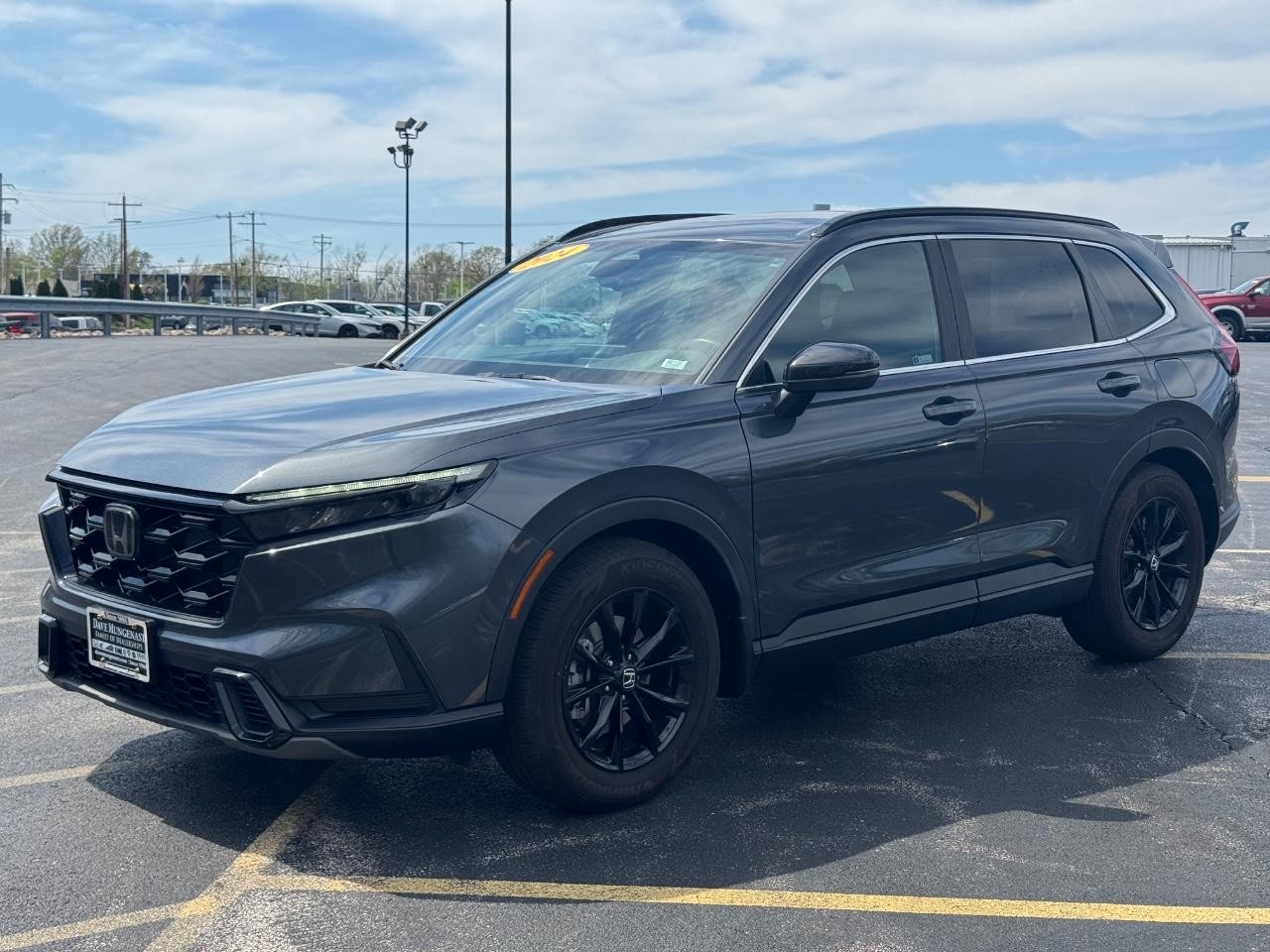 Honda CR-V Hybrid Vehicle Full-screen Gallery Image 07