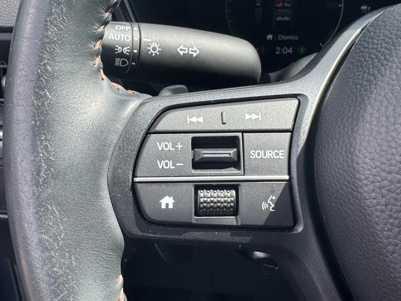 Honda CR-V Hybrid Vehicle Full-screen Gallery Image 19