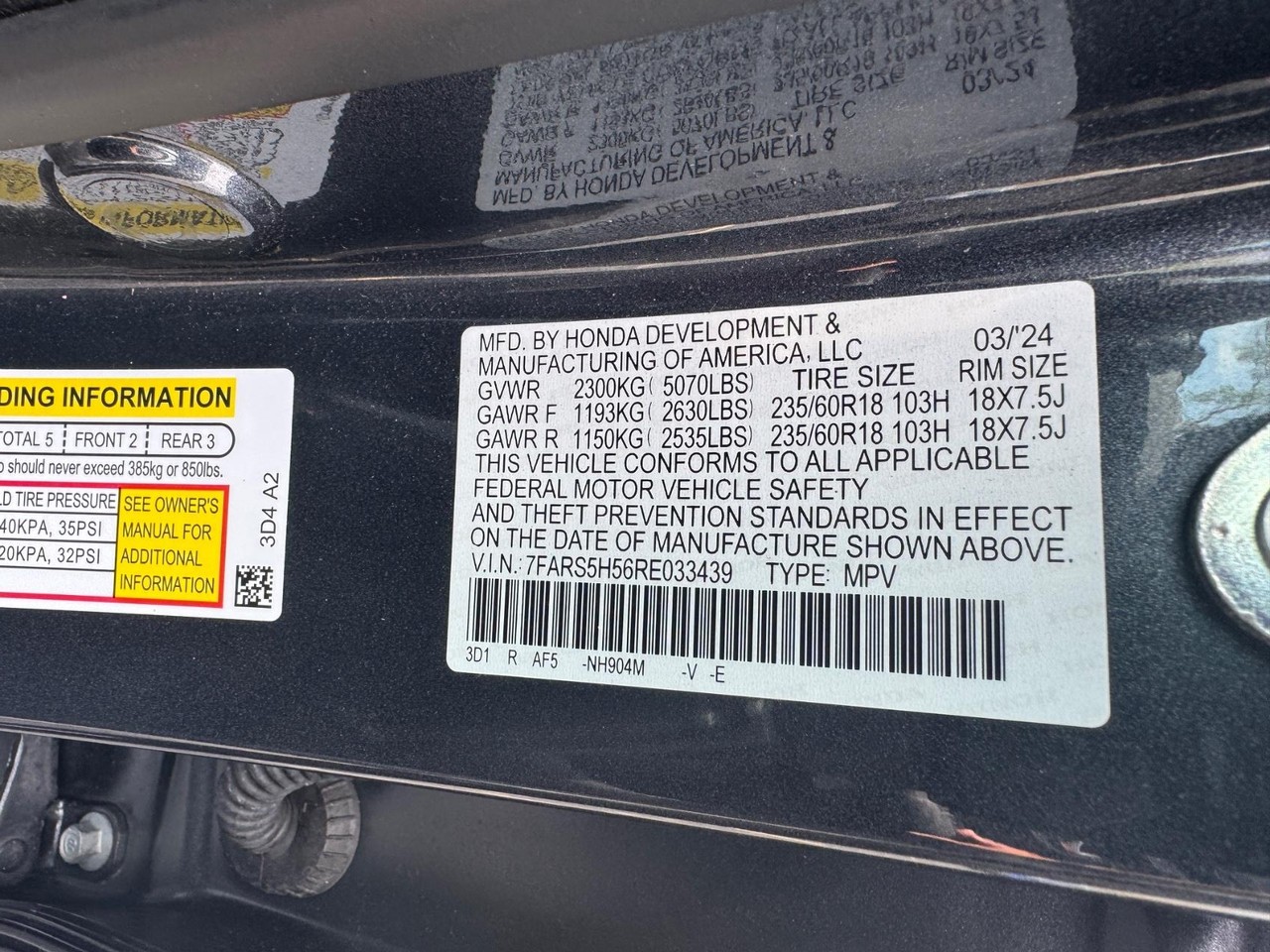 Honda CR-V Hybrid Vehicle Full-screen Gallery Image 27