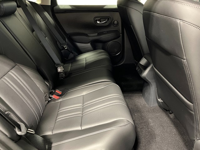 Honda HR-V Vehicle Full-screen Gallery Image 27