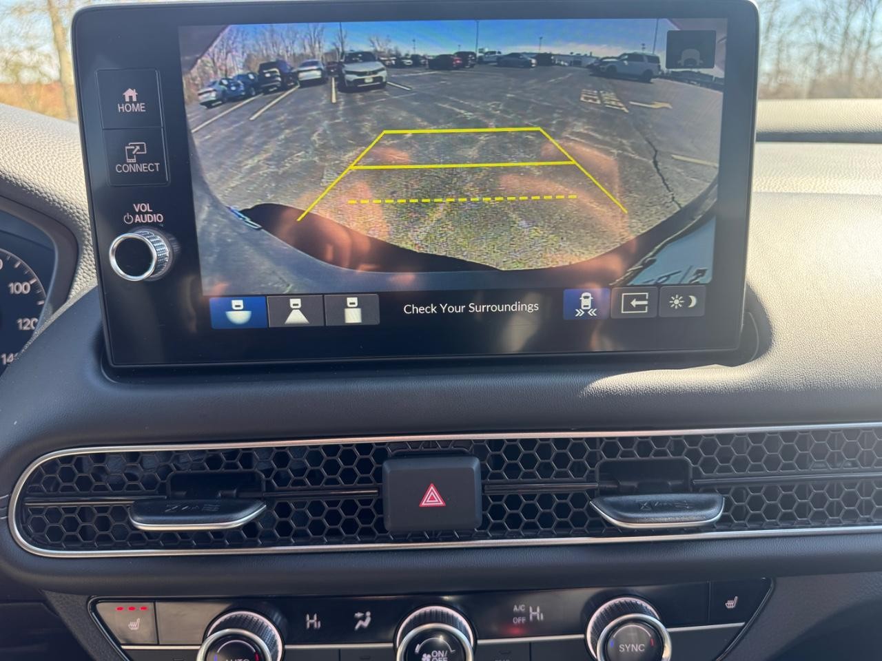 Honda HR-V Vehicle Full-screen Gallery Image 27