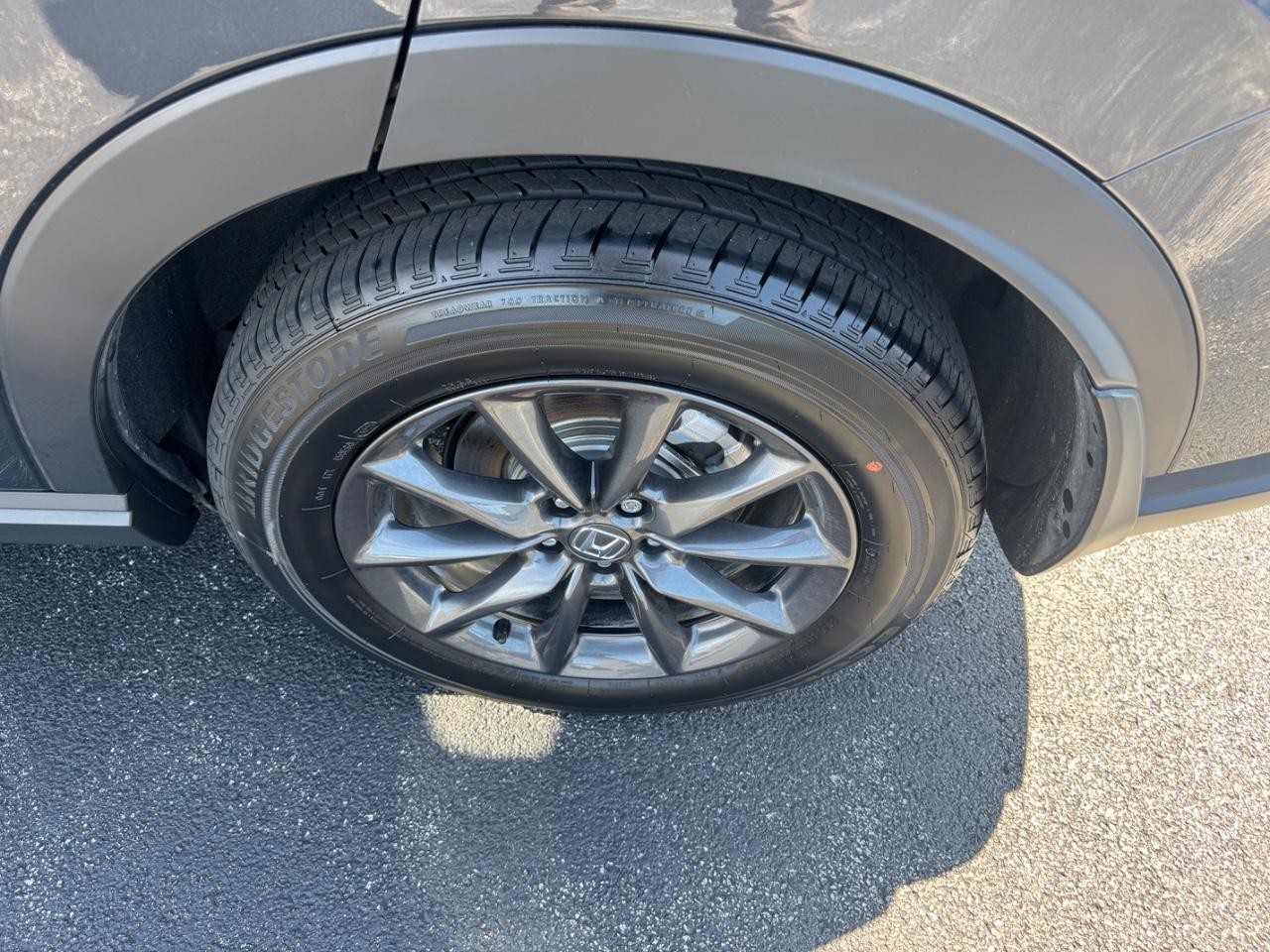 Honda CR-V Vehicle Full-screen Gallery Image 08