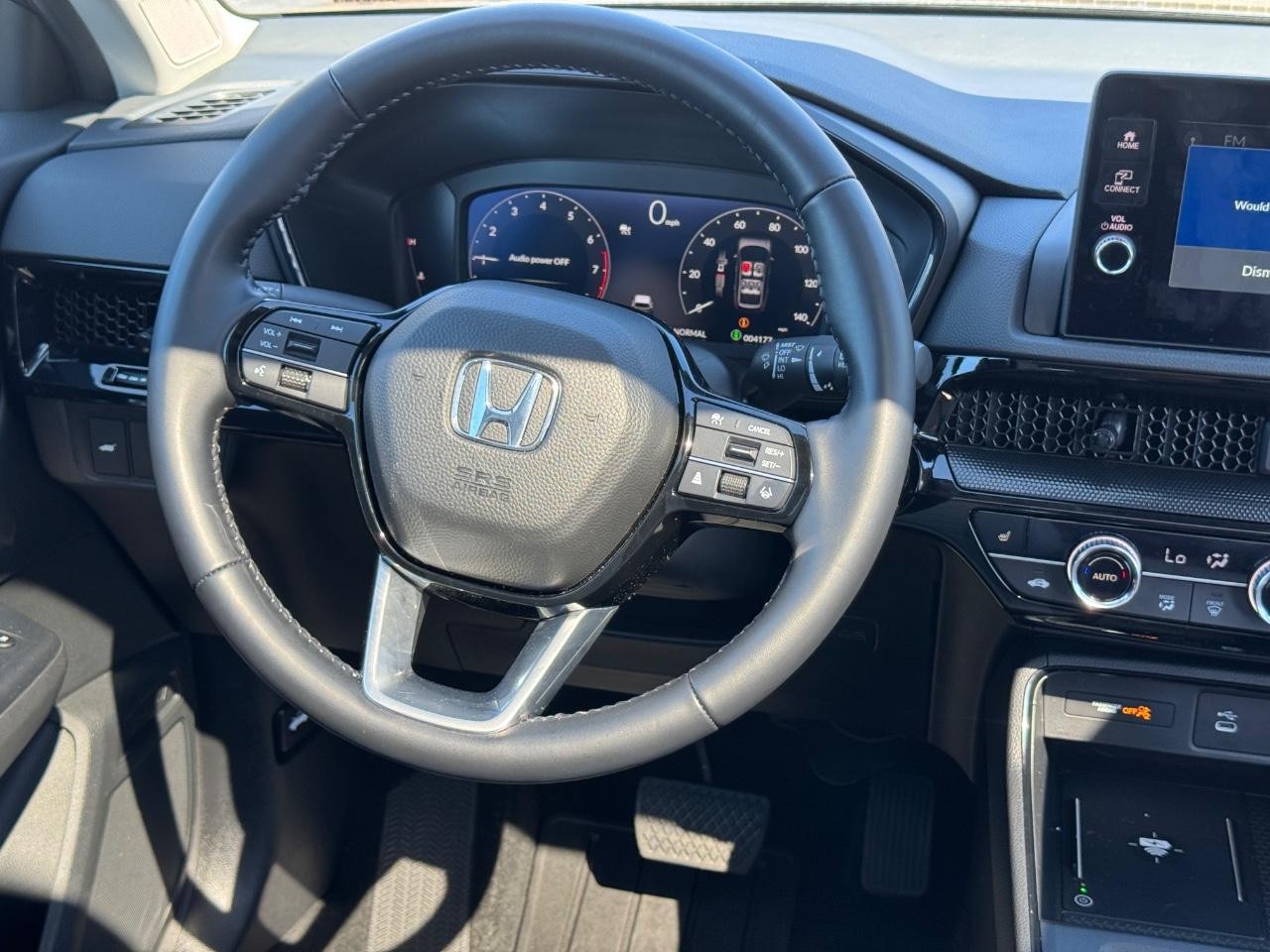 Honda CR-V Vehicle Full-screen Gallery Image 15