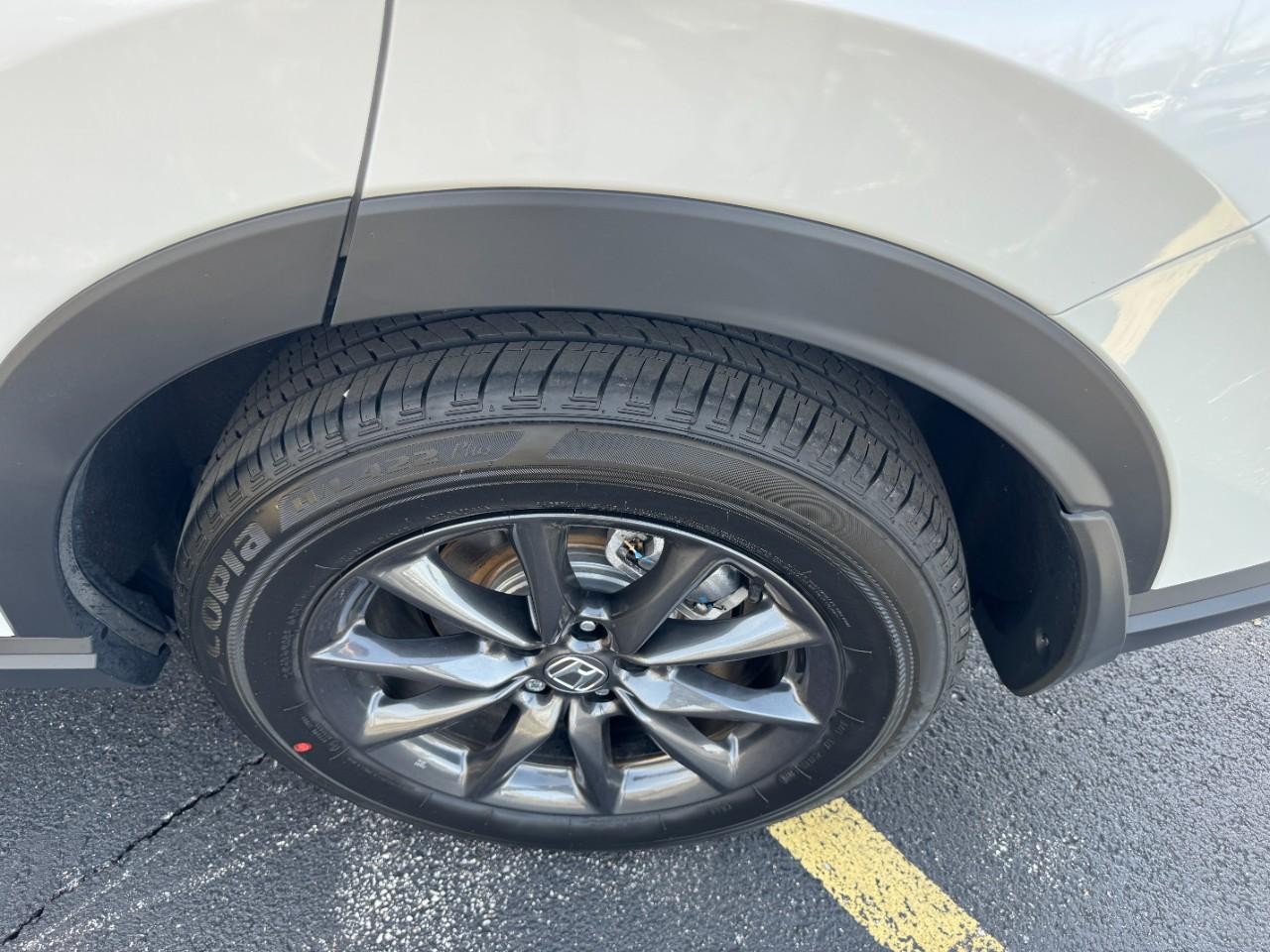 Honda CR-V Vehicle Full-screen Gallery Image 07